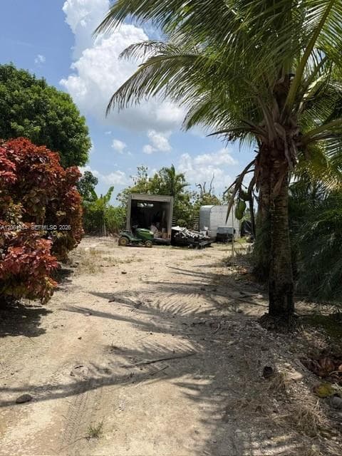 17100 SW 197th Ave, Miami FL 33187