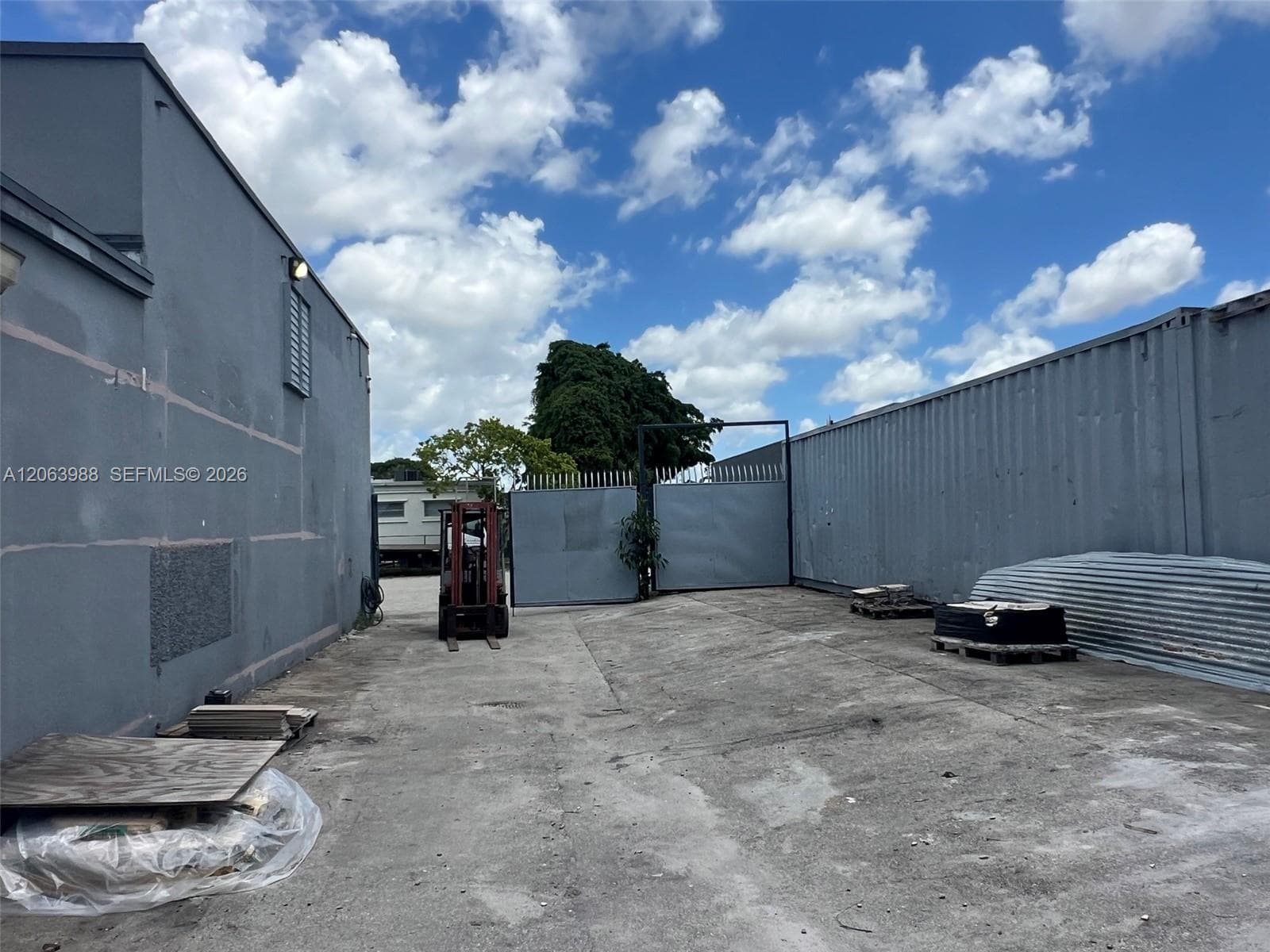 7070 SW 9th Street # 101, FL 33144