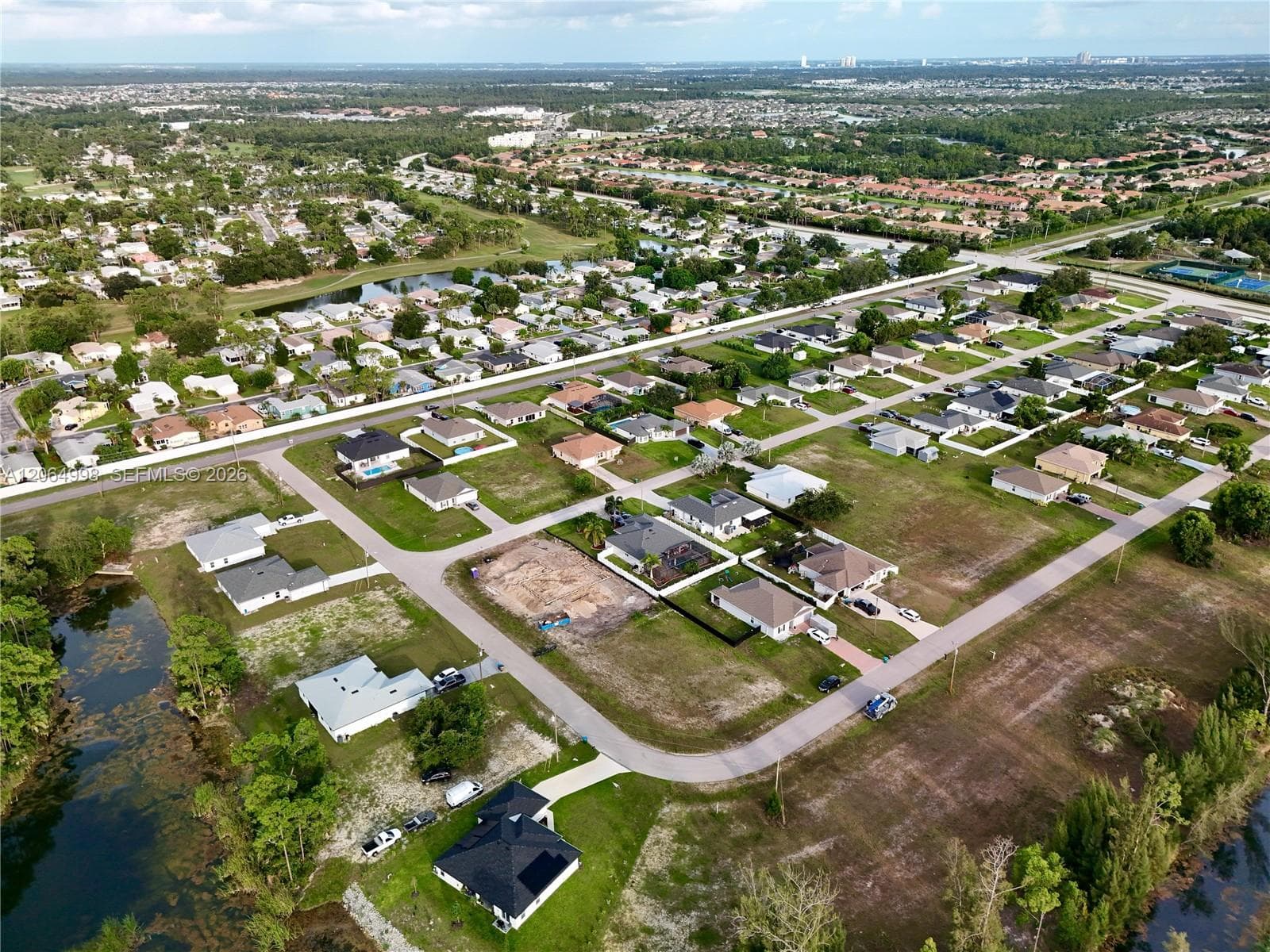 3829 NE 23RD AVE, Cape Coral FL 33909