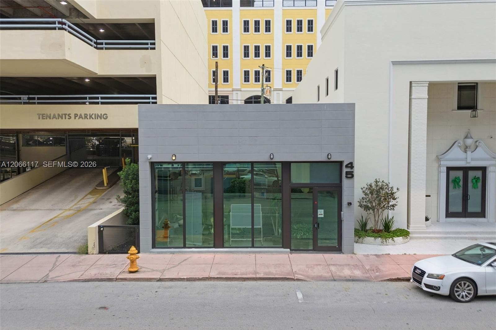 45 Valencia Ave, Coral Gables FL 33134
