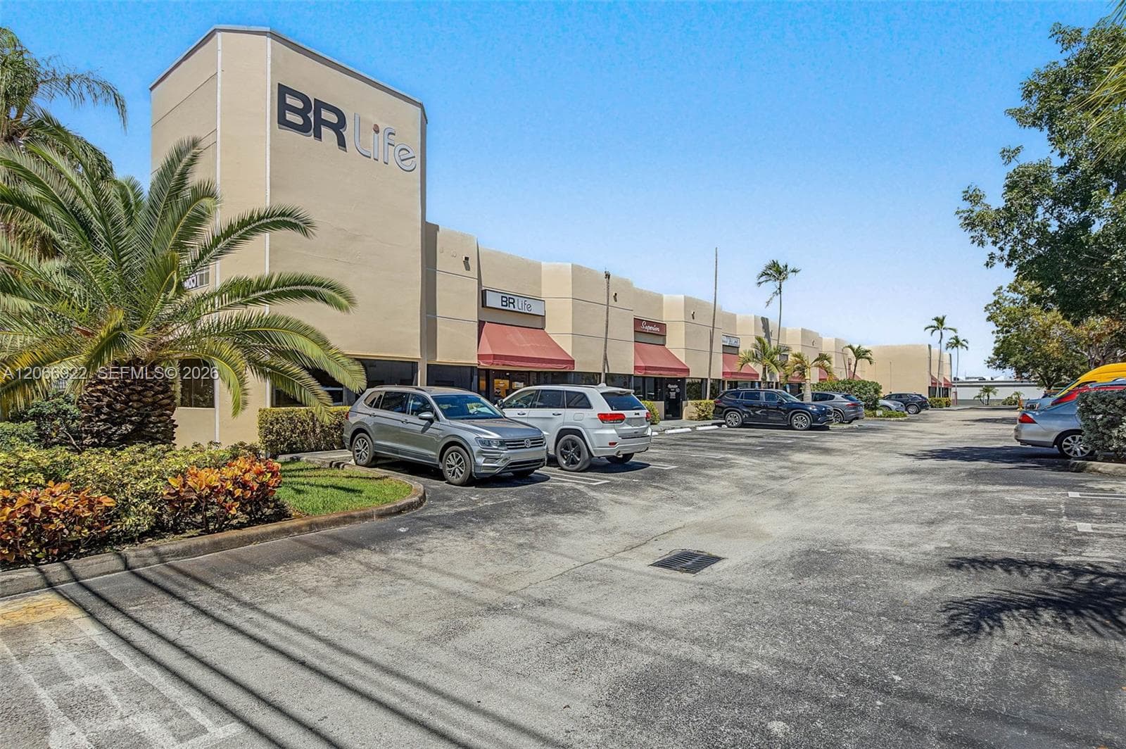 4851 NW 79th Ave, Doral FL 33166
