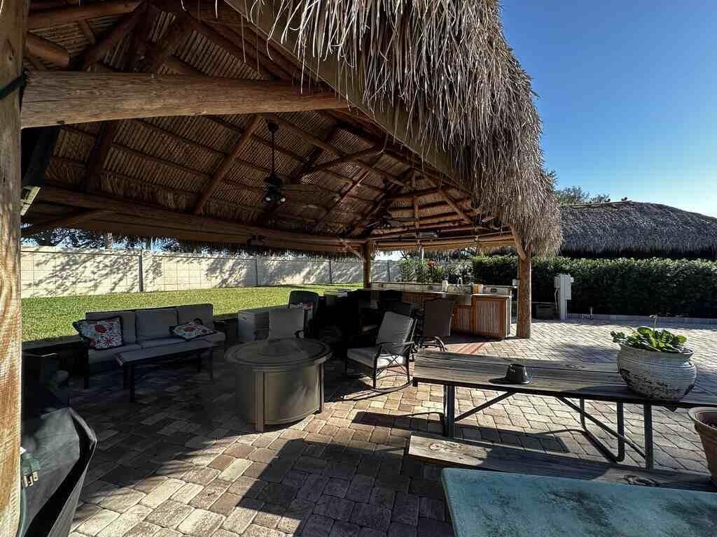 155 NW HAZARD Way, Port St. Lucie FL 34986