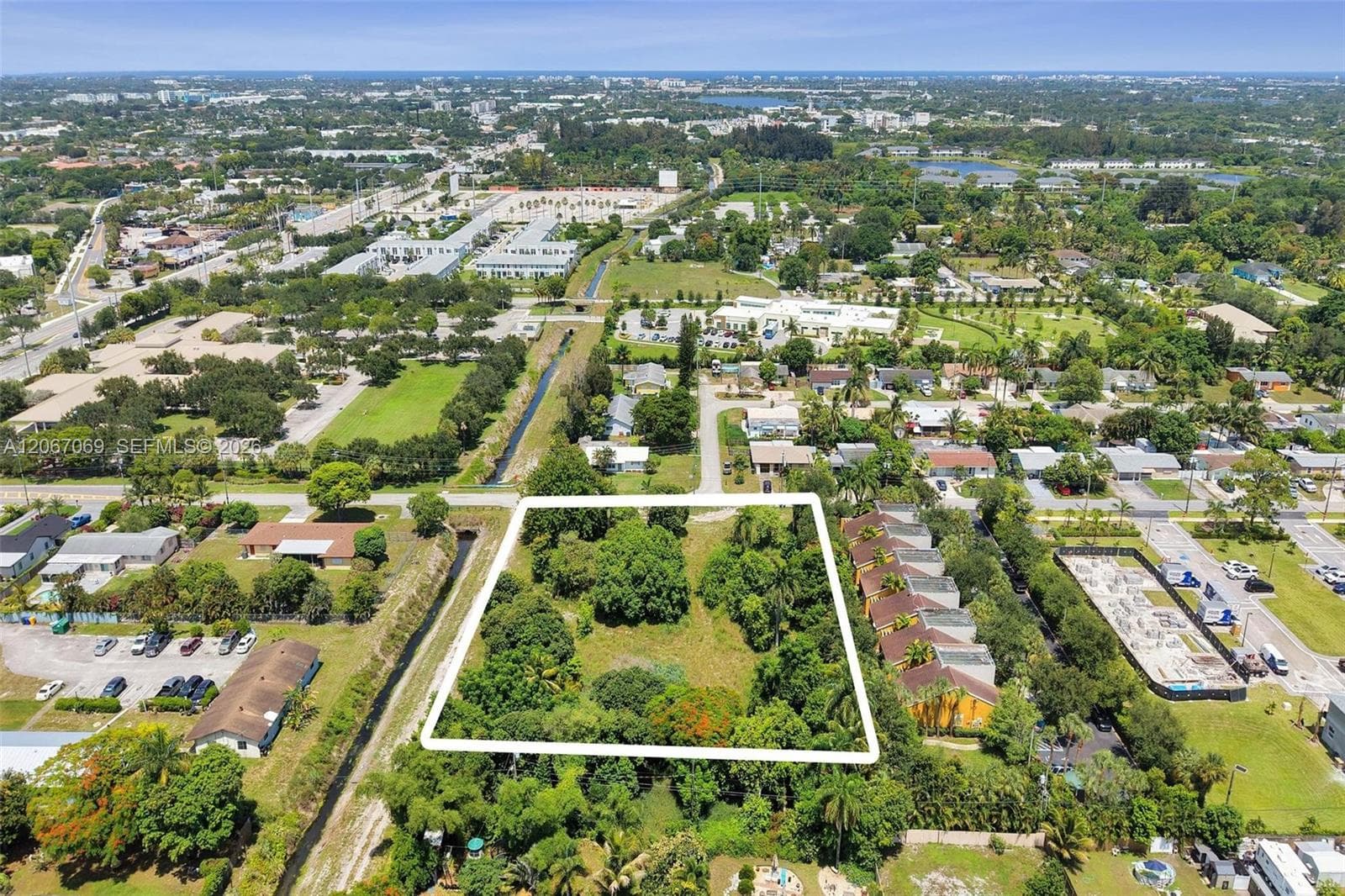 4137 Gulfstream Rd, Lake Worth FL 33461