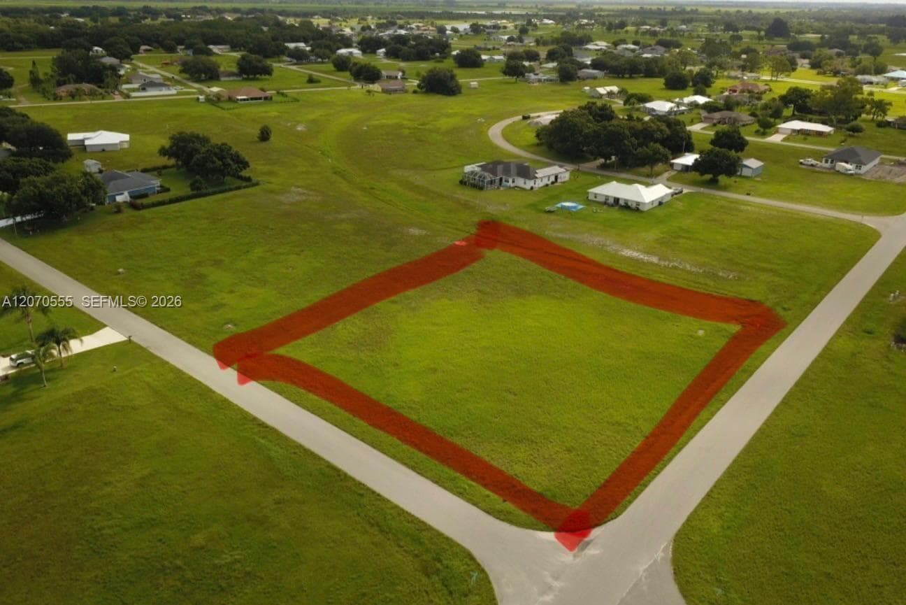 7009 CORAL RIDGE RD, Sebring FL 33876