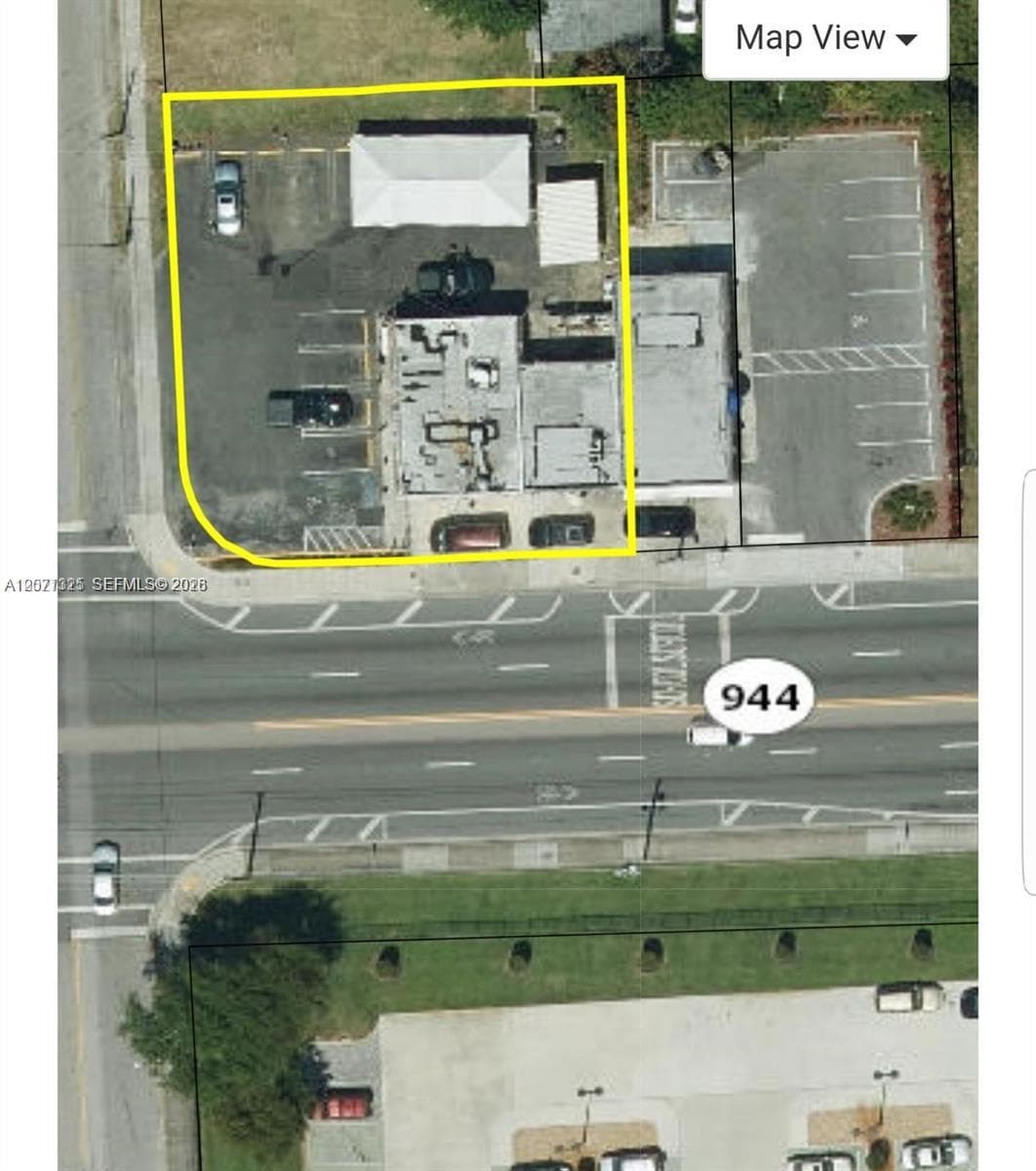 2387 NW 54th St, Miami FL 33142