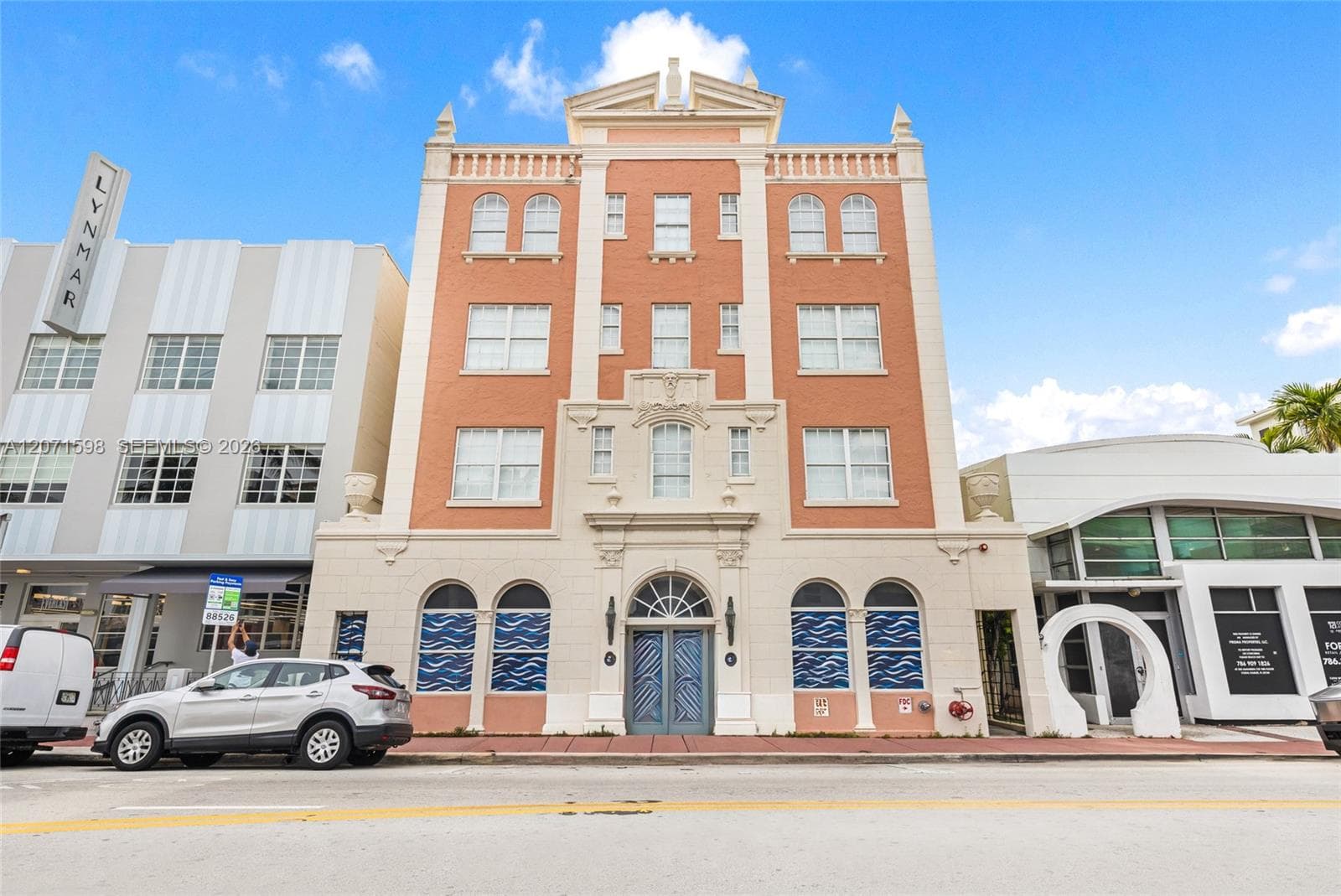 727 Collins Ave, FL 33139