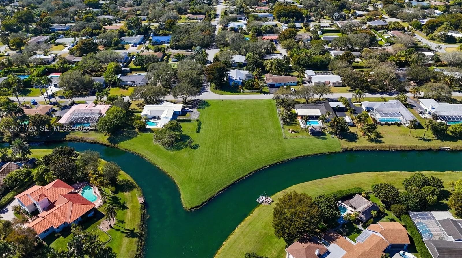 17325 SW 84 Ave, Palmetto Bay FL 33157
