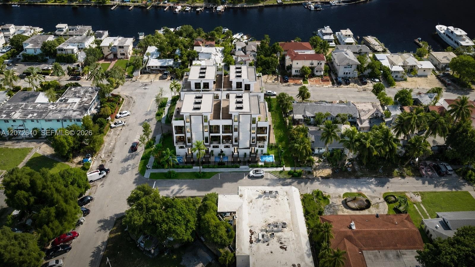 840 NE 19 Way, Fort Lauderdale FL 33304