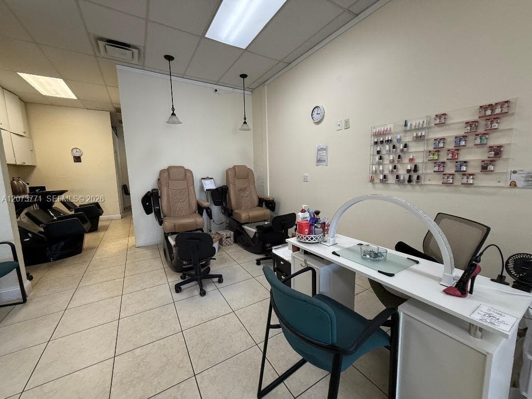 Kendall, FL, 33177