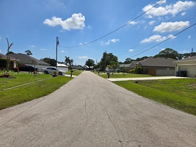 166 SW Milburn Cir, Port St. Lucie FL 34953