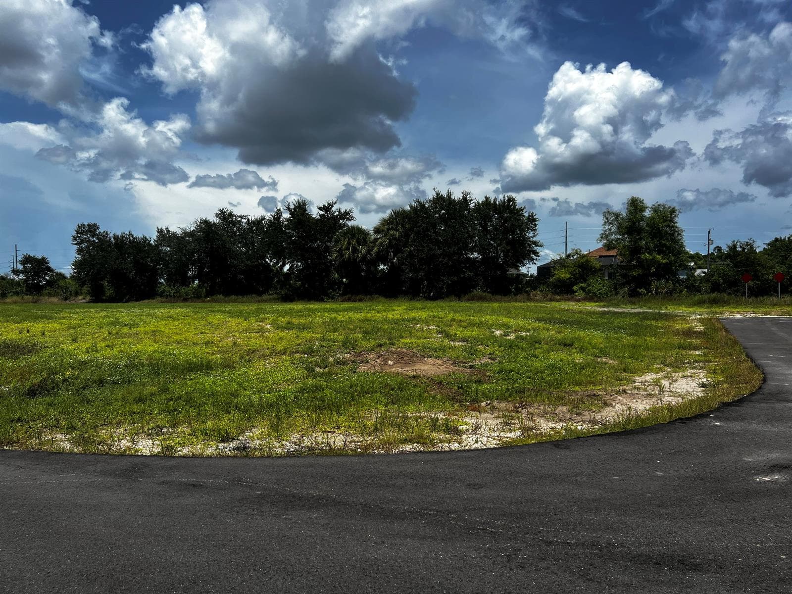 1011 NE 23RD Street, Cape Coral FL 33909