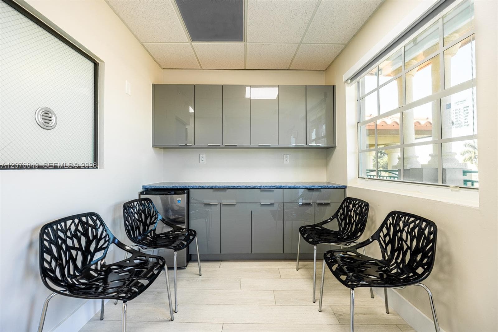 10200 NW 25th St # 114, Doral FL 33172
