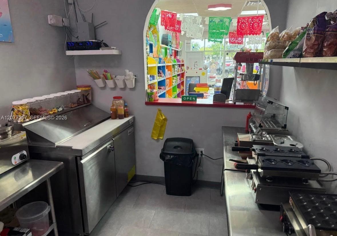 1801 NE 8th St, Homestead FL 33033