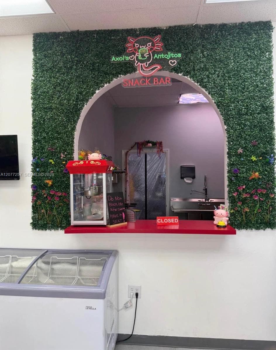 1801 NE 8th St, Homestead FL 33033