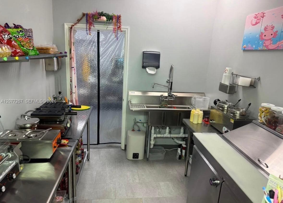 1801 NE 8th St, Homestead FL 33033