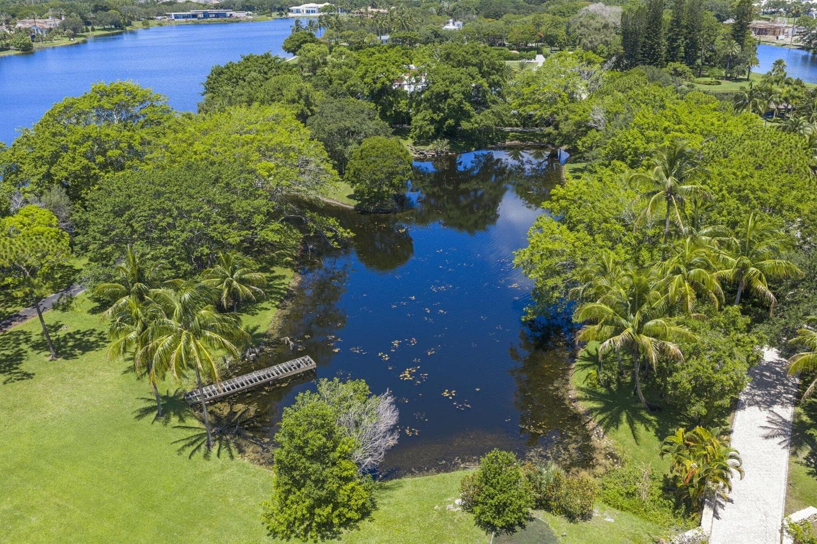 6001 Le Lac Road - 5.jpg-SMALL
