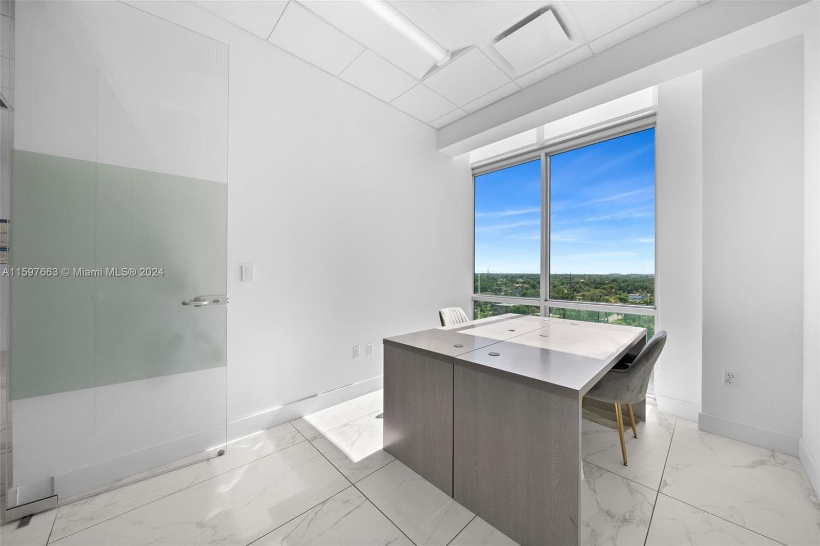 800 SE 4th Ave # 817, Hallandale Beach FL 33009