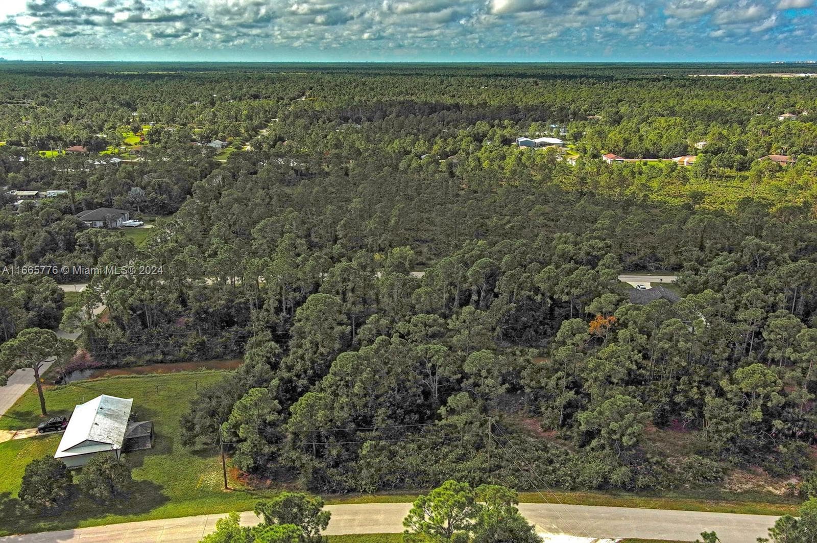 27369 N Twin Lakes Dr, Punta Gorda FL 33955