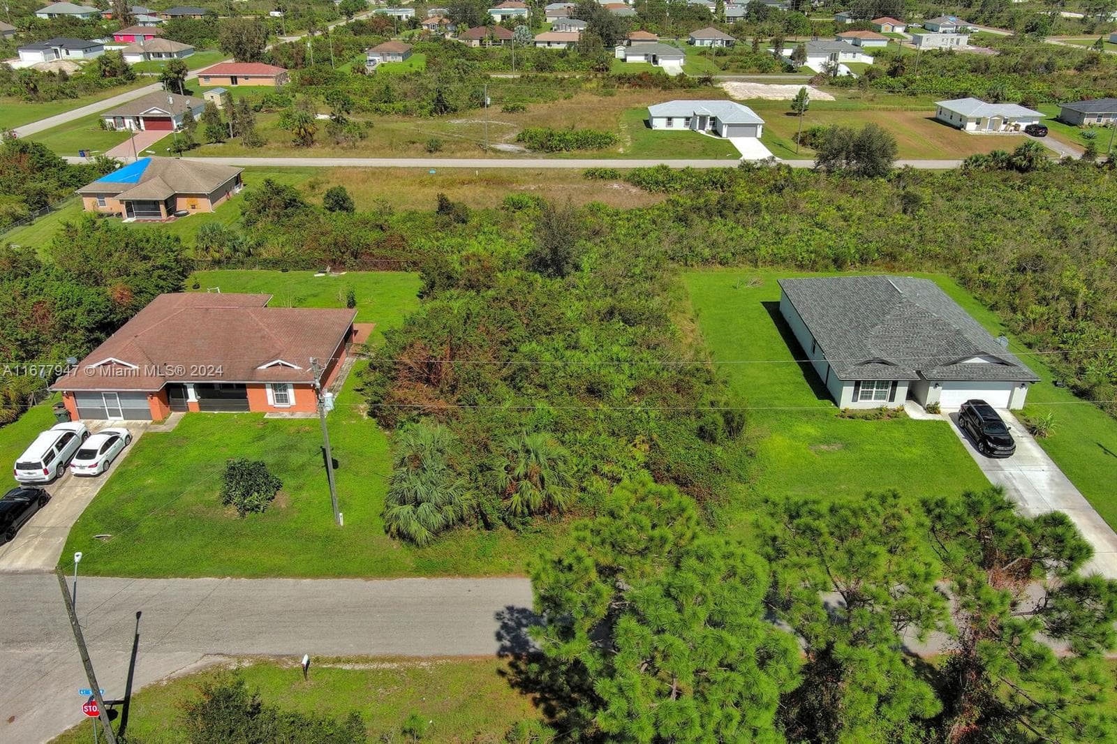 2912 61st St W, Lehigh Acres FL 33971