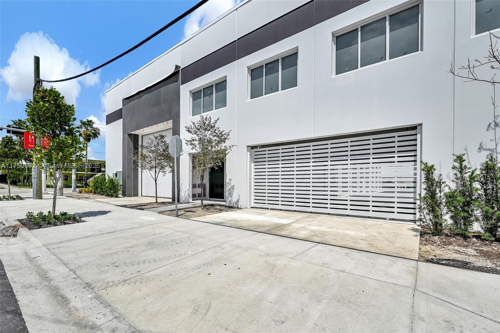 221 NE 67th St # 2, Miami FL 33138
