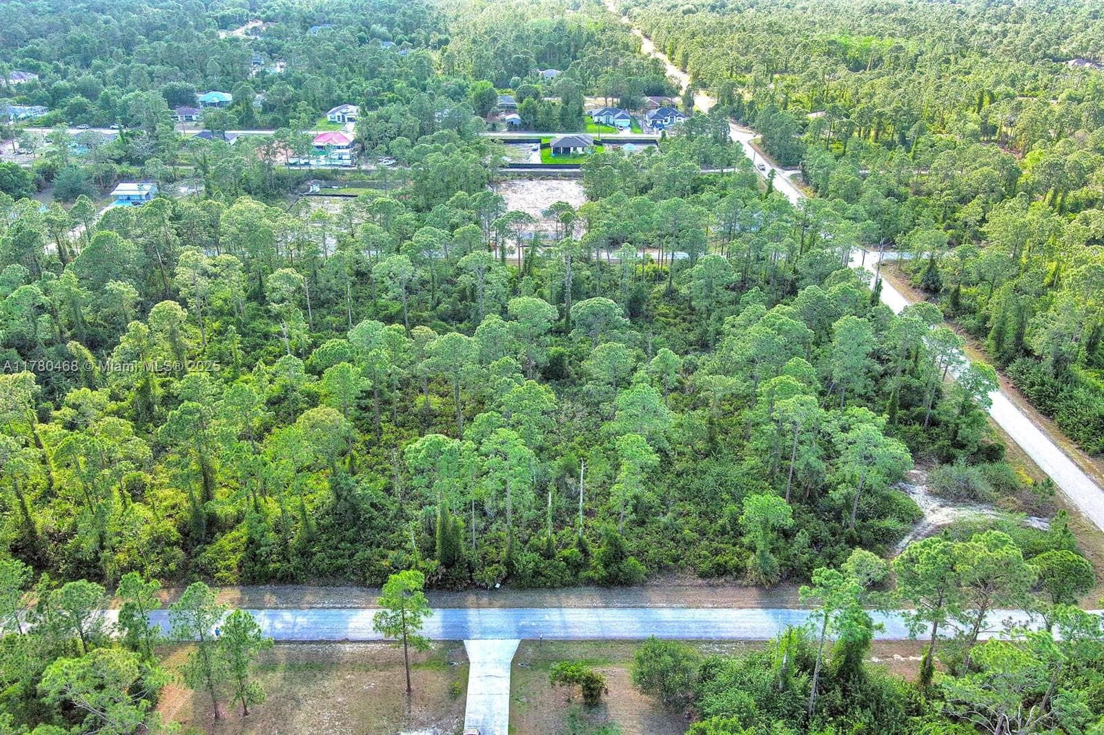 2019 COLUMBUS AVE, Lehigh Acres FL 33920