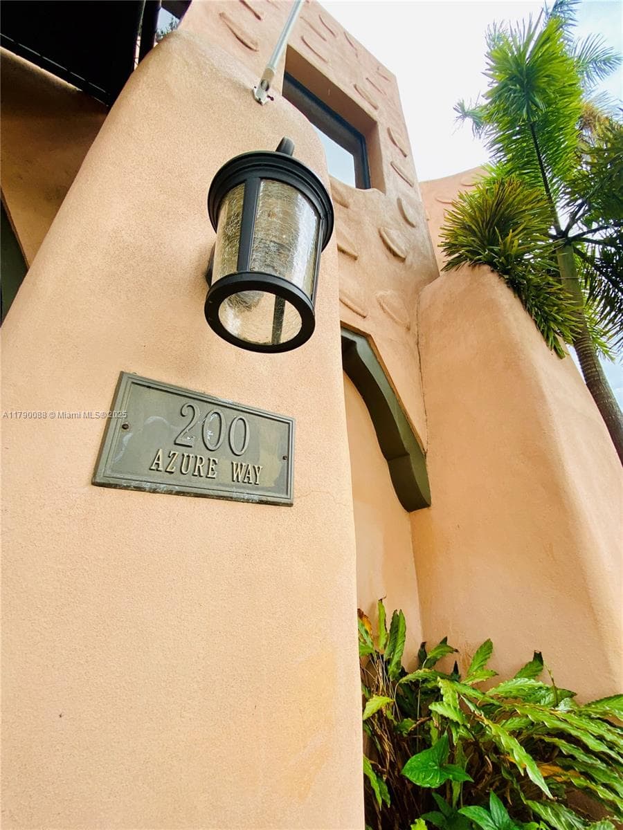 200 Azure Way, Miami Springs FL 33166