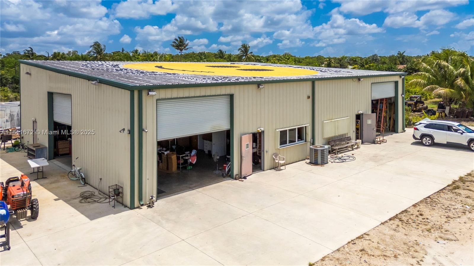 4077 SW 121st Ter, Davie FL 33330