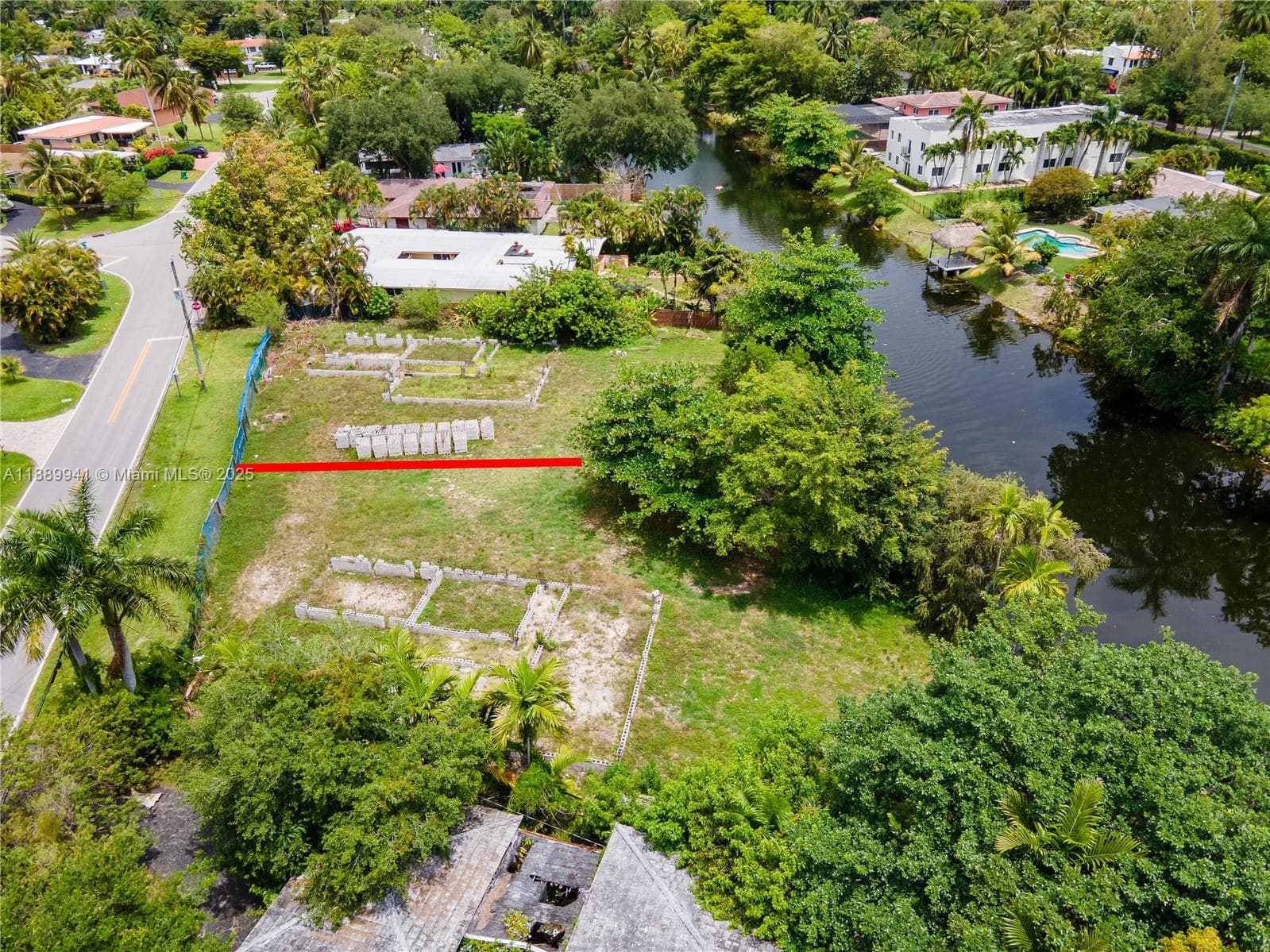 11595 W Biscayne Canal Rd, Miami FL 33161