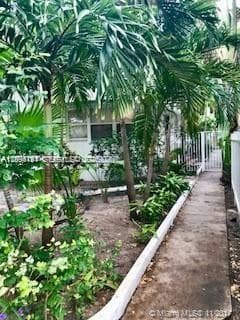 845 Michigan Ave, Miami Beach FL 33139