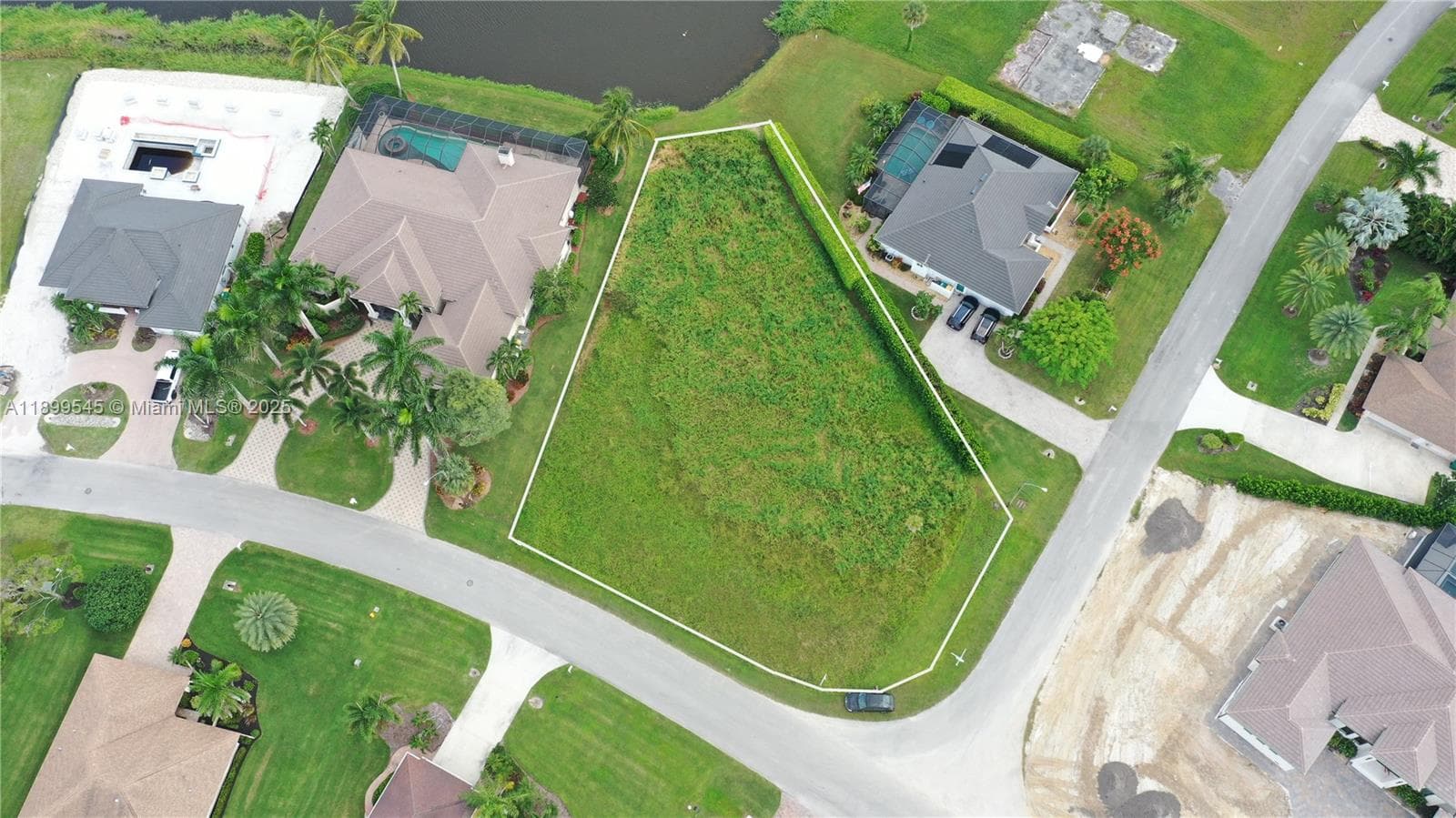 18018 Royal Hammock Blvd, Naples FL 34114