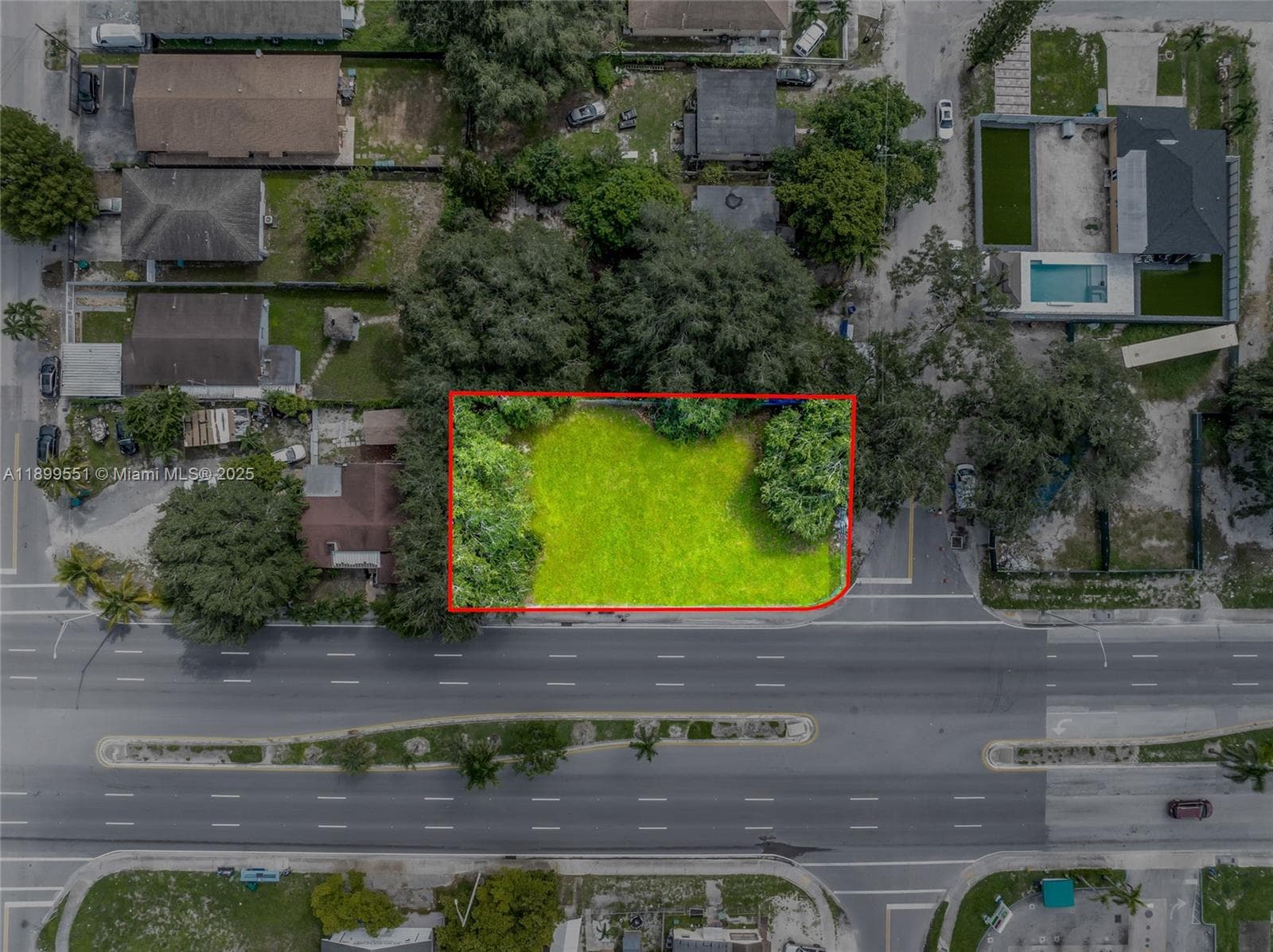90 2200, Miami FL 33147