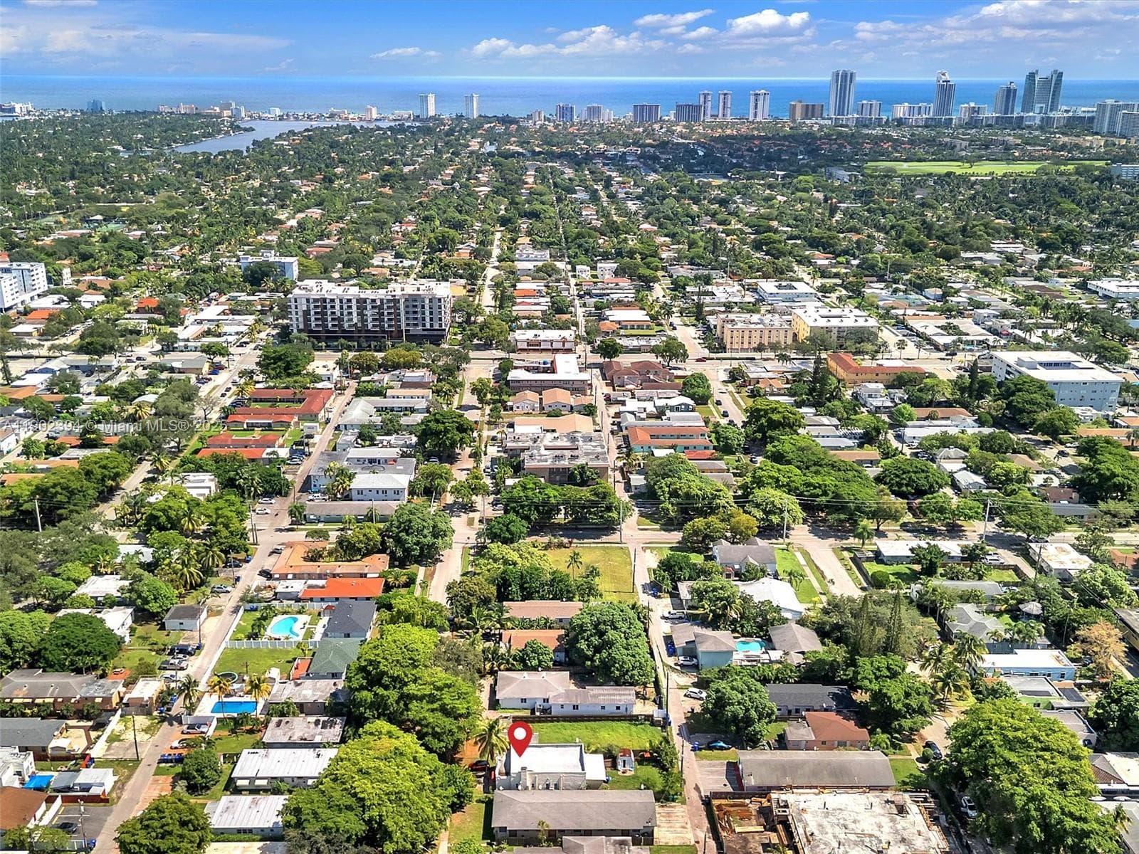 1928 Dewey St, Hollywood FL 33020