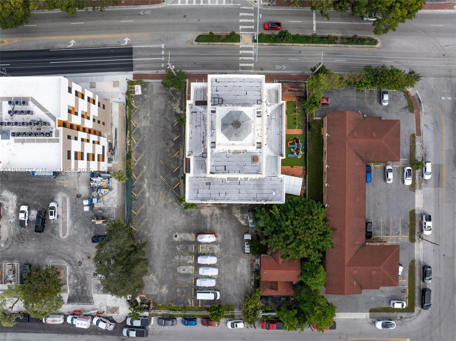 226 SW 17th Ave, Miami FL 33135