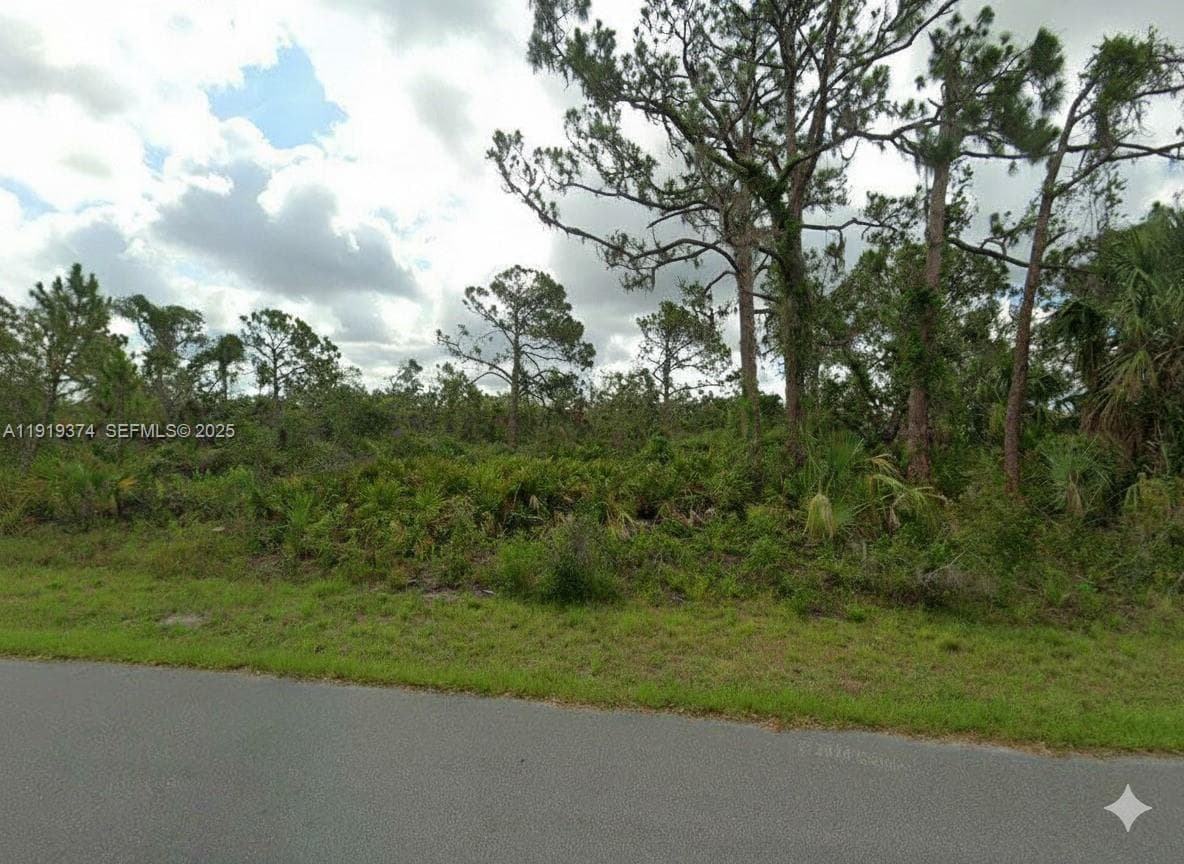 2216 Private Circle, Port Charlotte FL 33953