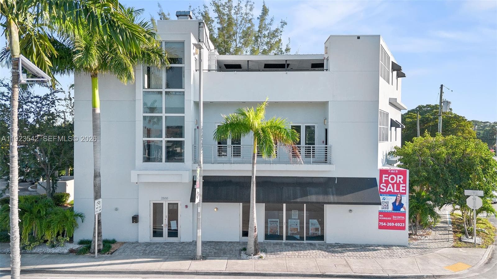 2500 Wilton Dr, Wilton Manors FL 33305
