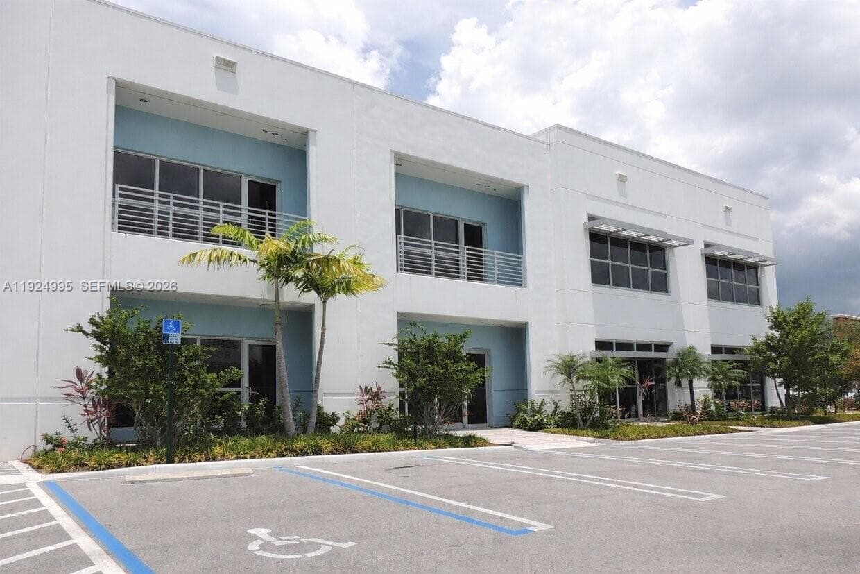 1500 NW 89th Ct # 209, Doral FL 33172