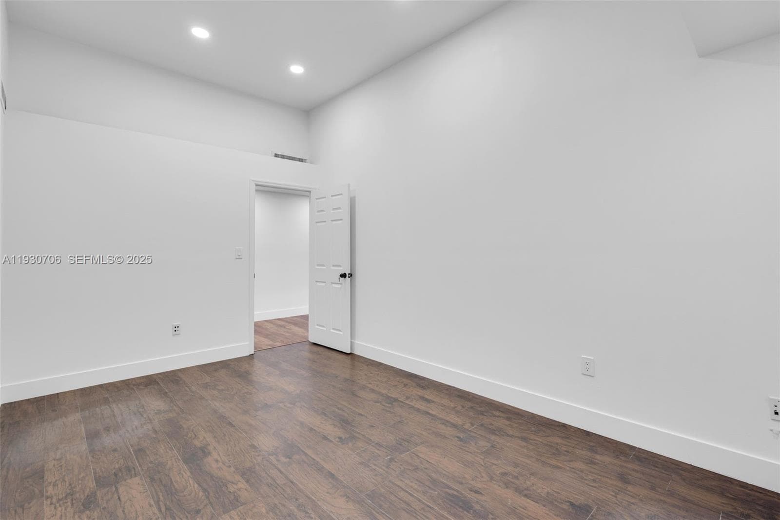 8930 SW 40th St, Miami FL 33165