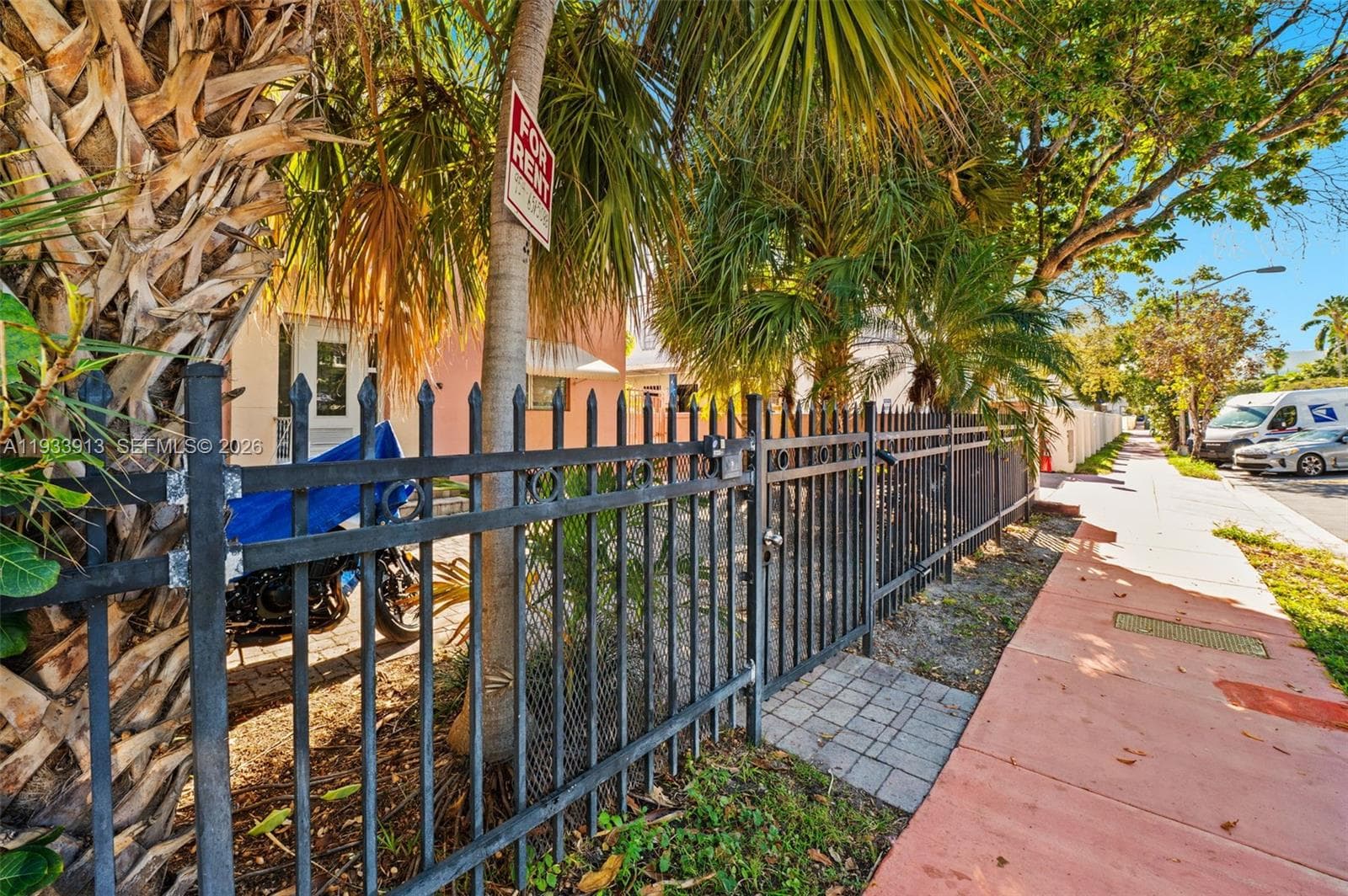 1335 Drexel Ave, Miami Beach FL 33139