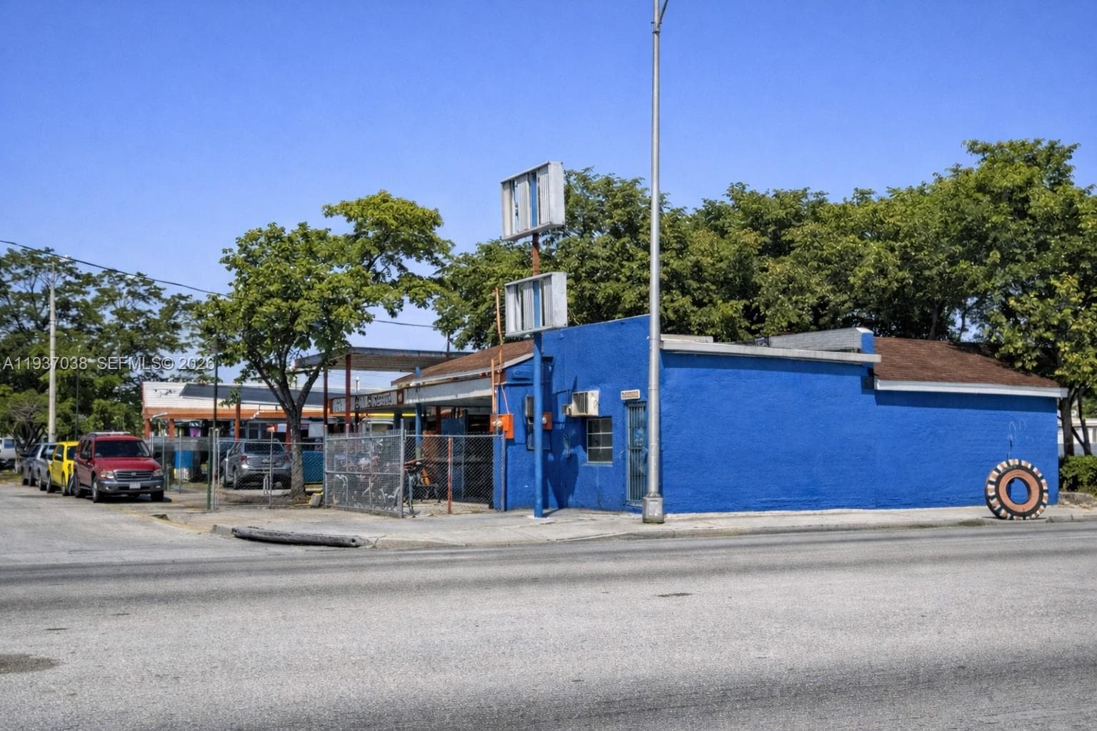 1650 NW 27th Ave, Miami FL 33125