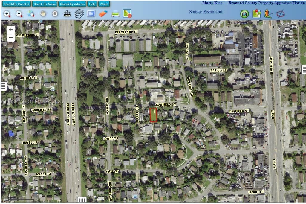 6122 Garfield St, Hollywood FL 33024