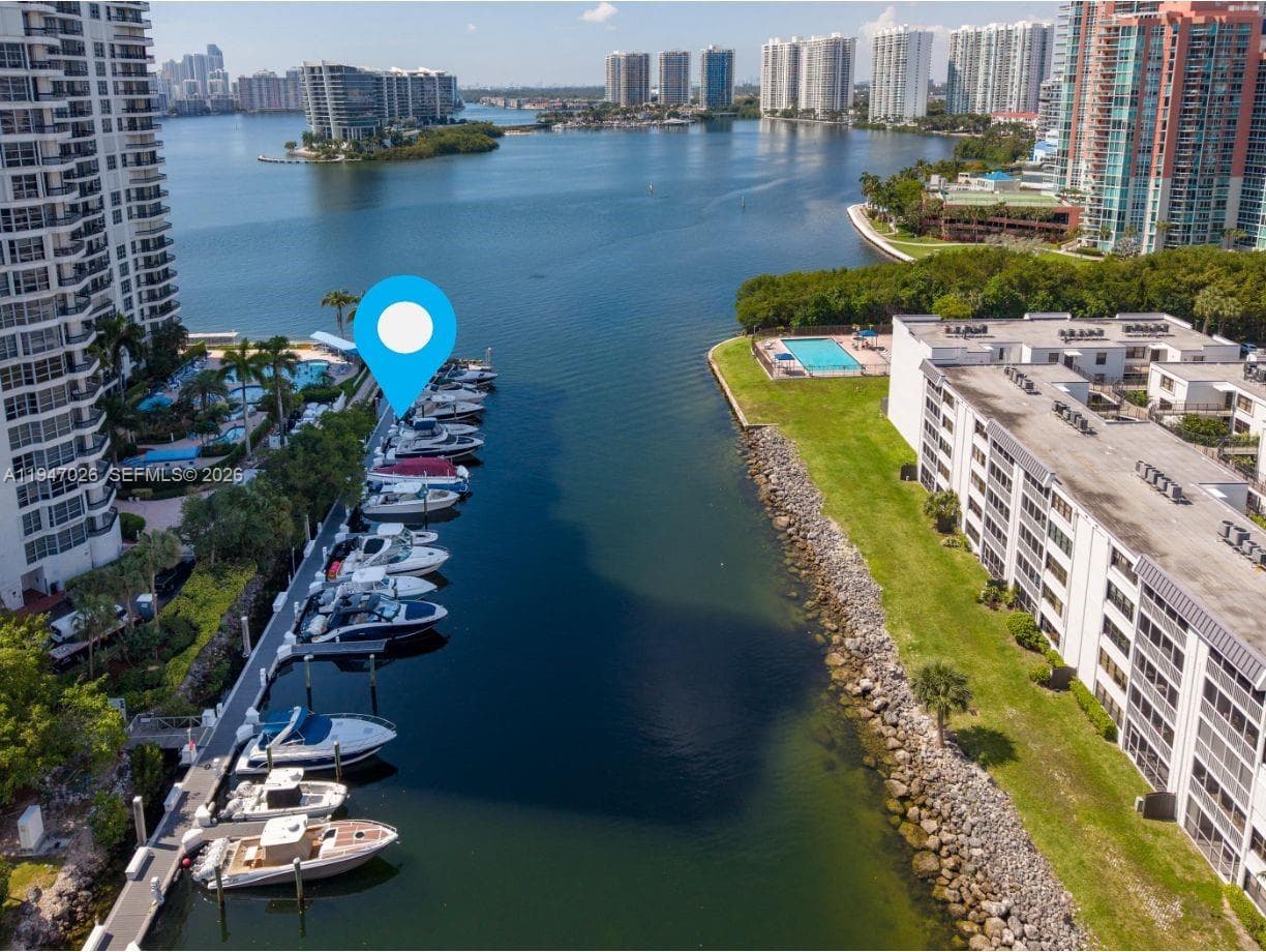3575 Mystic Pointe Dr, Slip 7, Aventura FL 33180