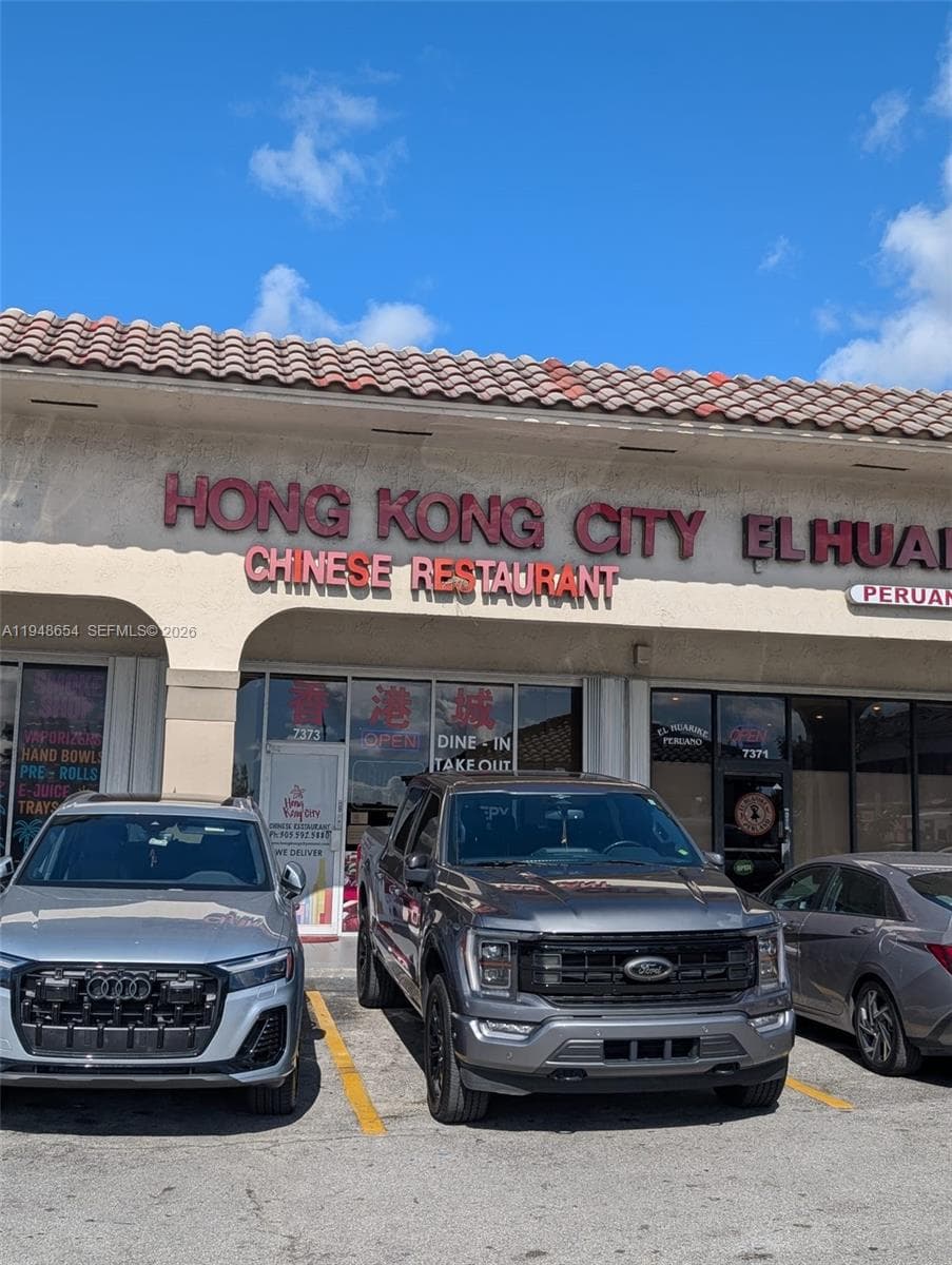 7373 NW 36th St, Miami FL 33166