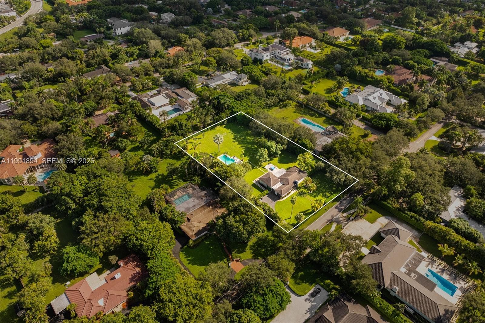 07325 SW 102nd St, Pinecrest FL 33156
