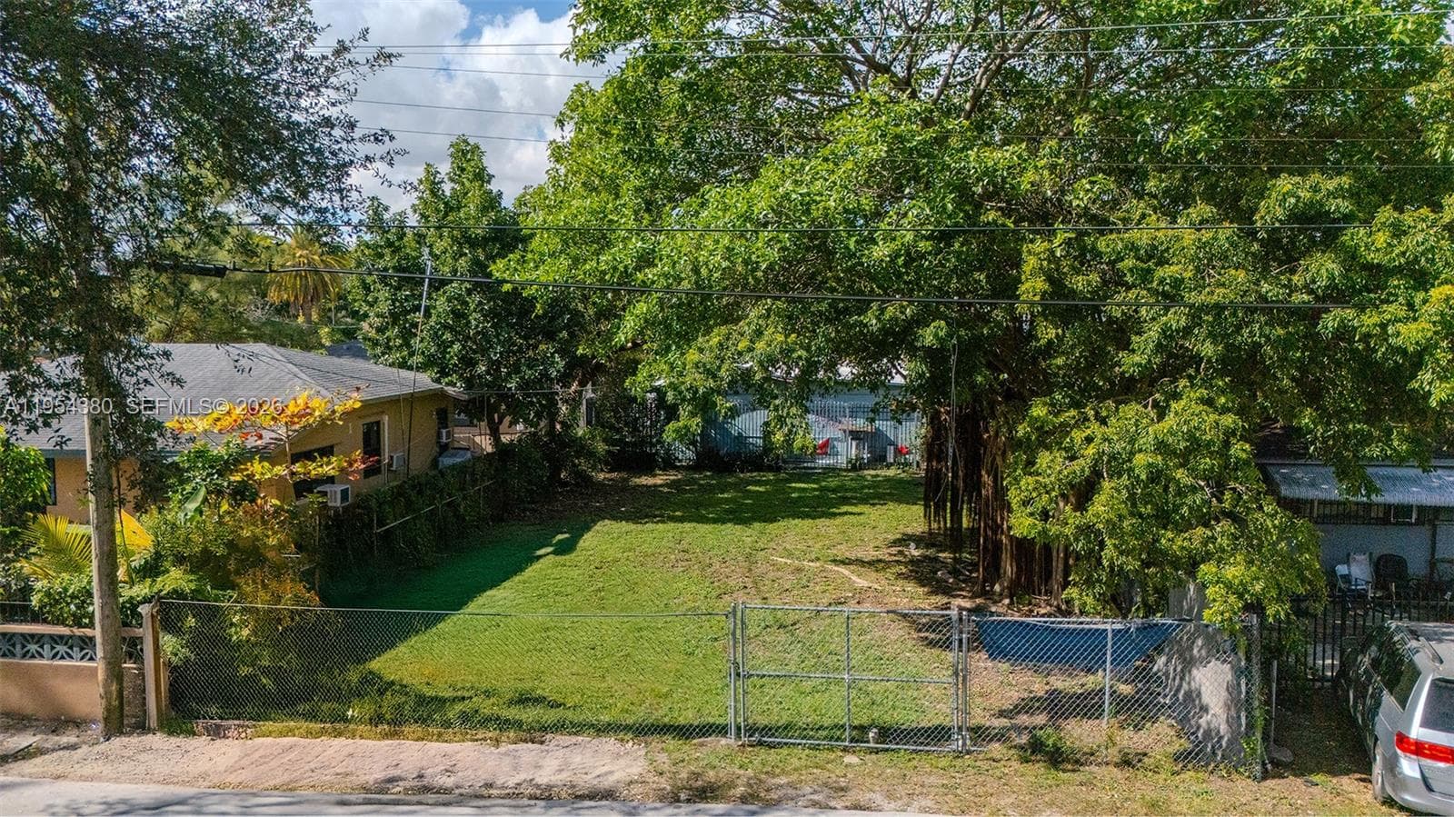 7552 NE Miami Ct, Miami FL 33138