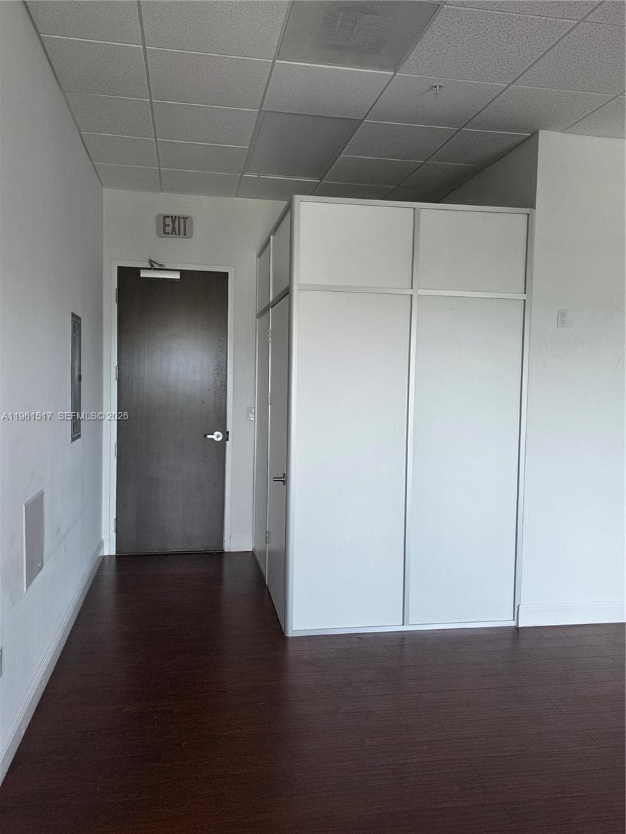 20200 W Dixie Hwy 1003 Hwy # 1003, Miami FL 33180
