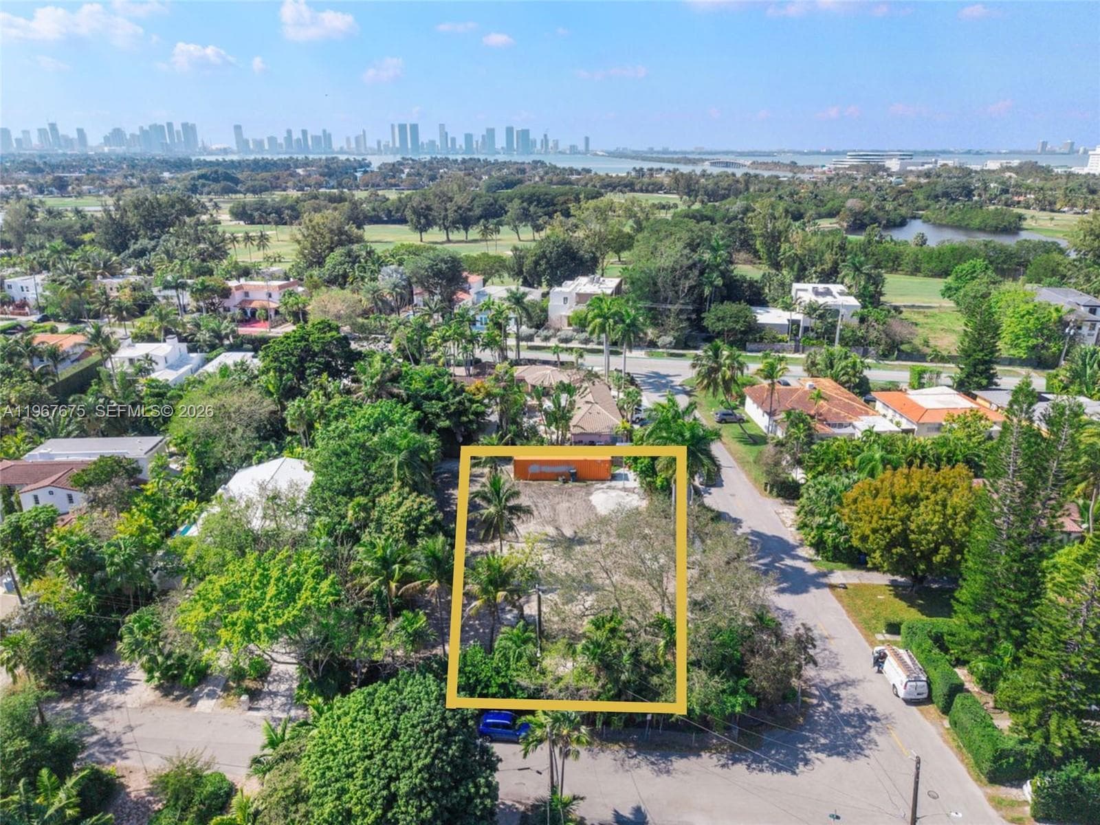 2880 Fairgreen Dr, Miami Beach FL 33140