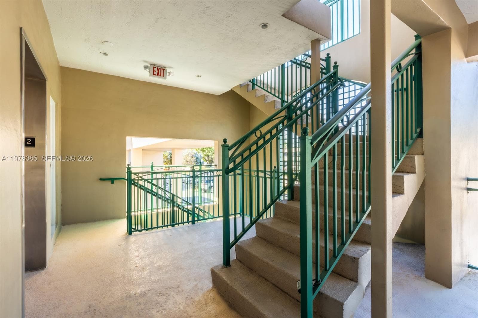 10200 NW 25th St, Doral FL 33172