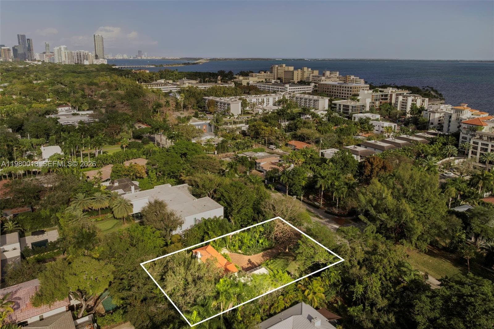 0-1645 S Bayshore Dr, Coconut Grove FL 33133