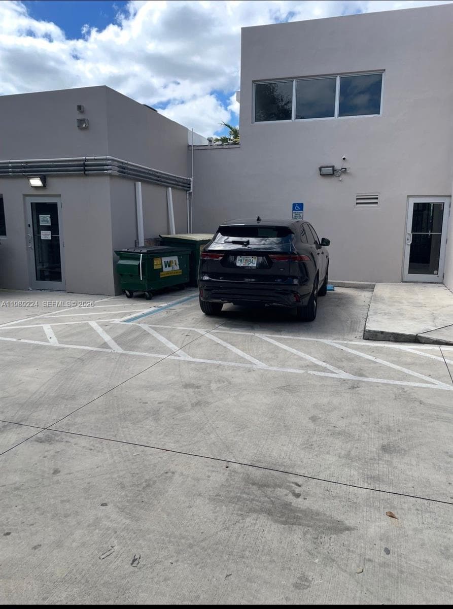 7111 Biscayne Blvd, Miami FL 33138