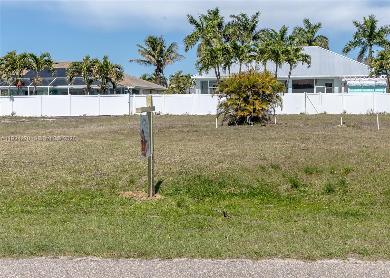 2115 SW 30th St, Cape Coral FL 33914
